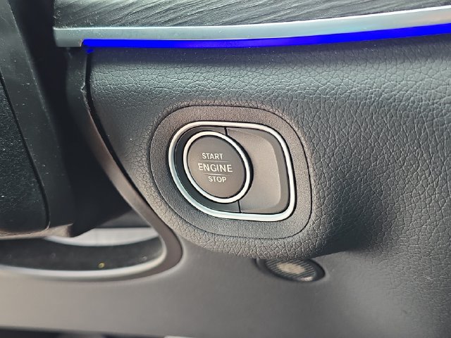 Used 2024 Mercedes-Benz GLE 450e 4MATIC image 29