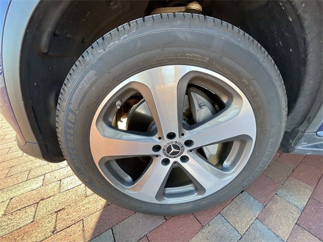 Used 2019 Mercedes-Benz GLC 300 image 9