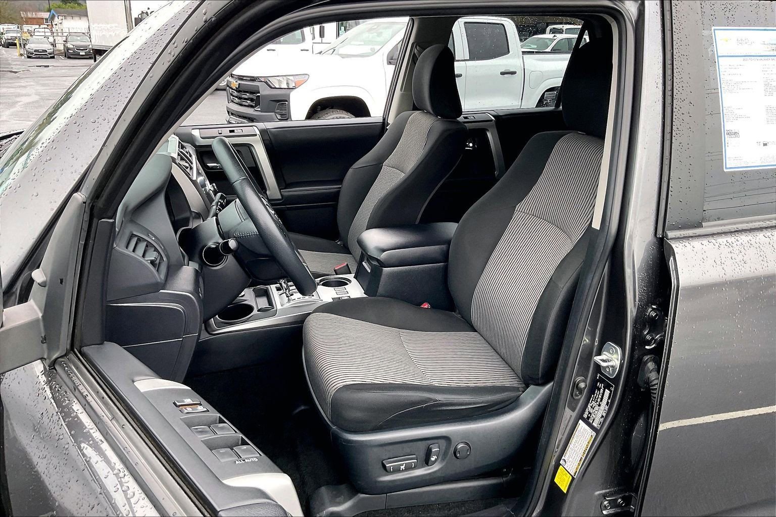 Used 2023 Toyota 4Runner SR5 image 23