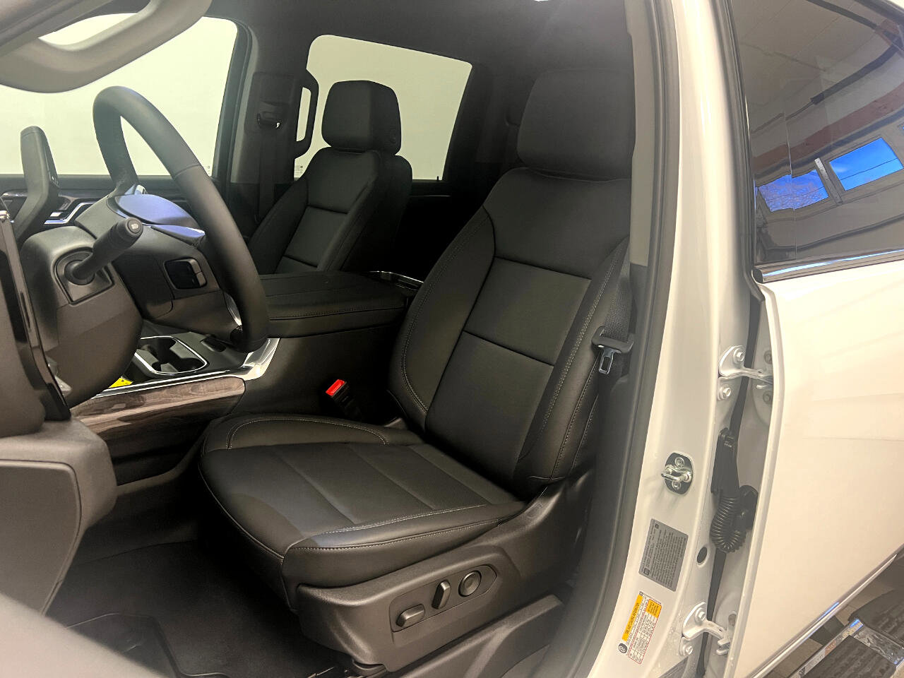 New 2025 Chevrolet Silverado 2500 LTZ w/ Z71 Chrome Sport Edition image 21