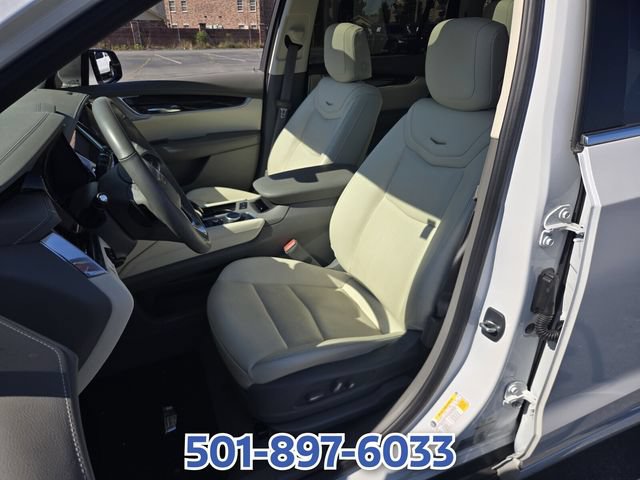 Used 2023 Cadillac XT6 Premium Luxury w/ Technology Package AWD/4WD image 9