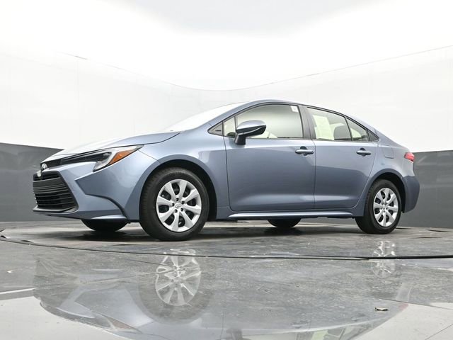 Used 2026 Toyota Corolla LE image 25