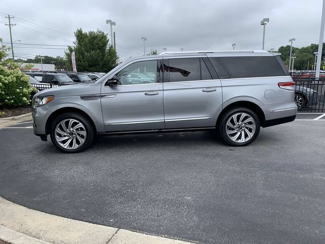 Used 2024 Lincoln Navigator L Reserve AWD/4WD image 5