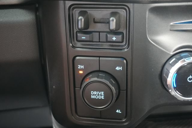 Used 2025 Ford F450 Platinum w/ FX4 Off-Road Package AWD/4WD image 21