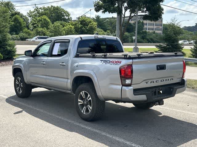Used 2018 Toyota Tacoma TRD Sport AWD/4WD image 22