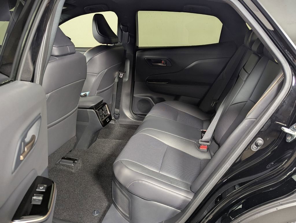 Used 2026 Toyota Crown XLE image 24