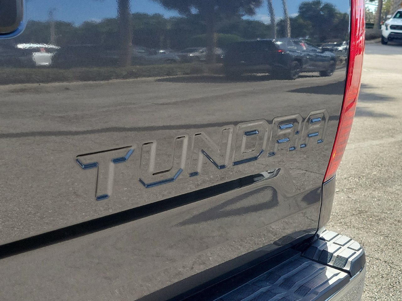 Used 2019 Toyota Tundra SR5 w/ TRD Off Road Package AWD/4WD image 6