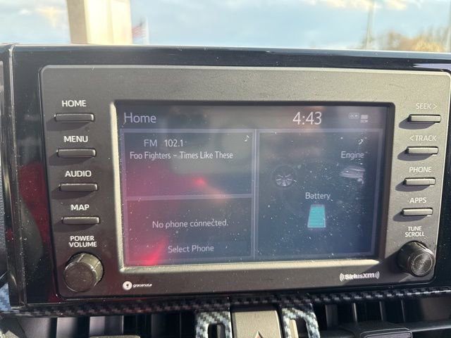 Used 2022 Toyota RAV4 XLE image 16