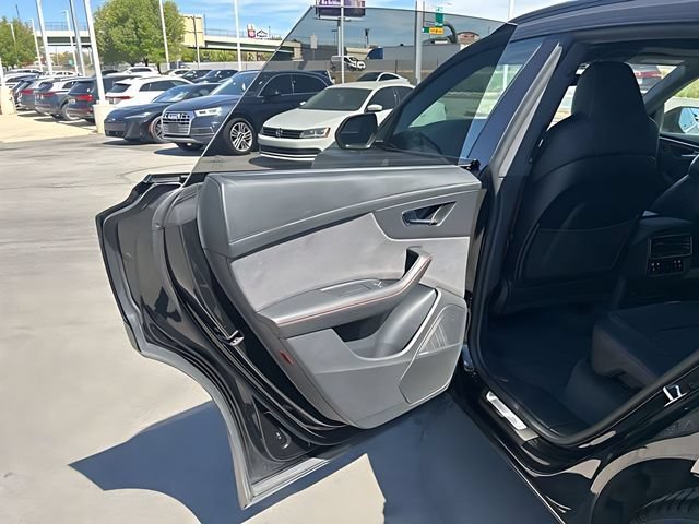 Used 2024 Audi RS Q8 AWD/4WD image 24