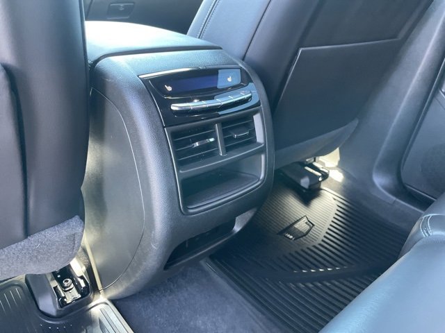 Used 2024 Cadillac XT5 Premium Luxury image 18