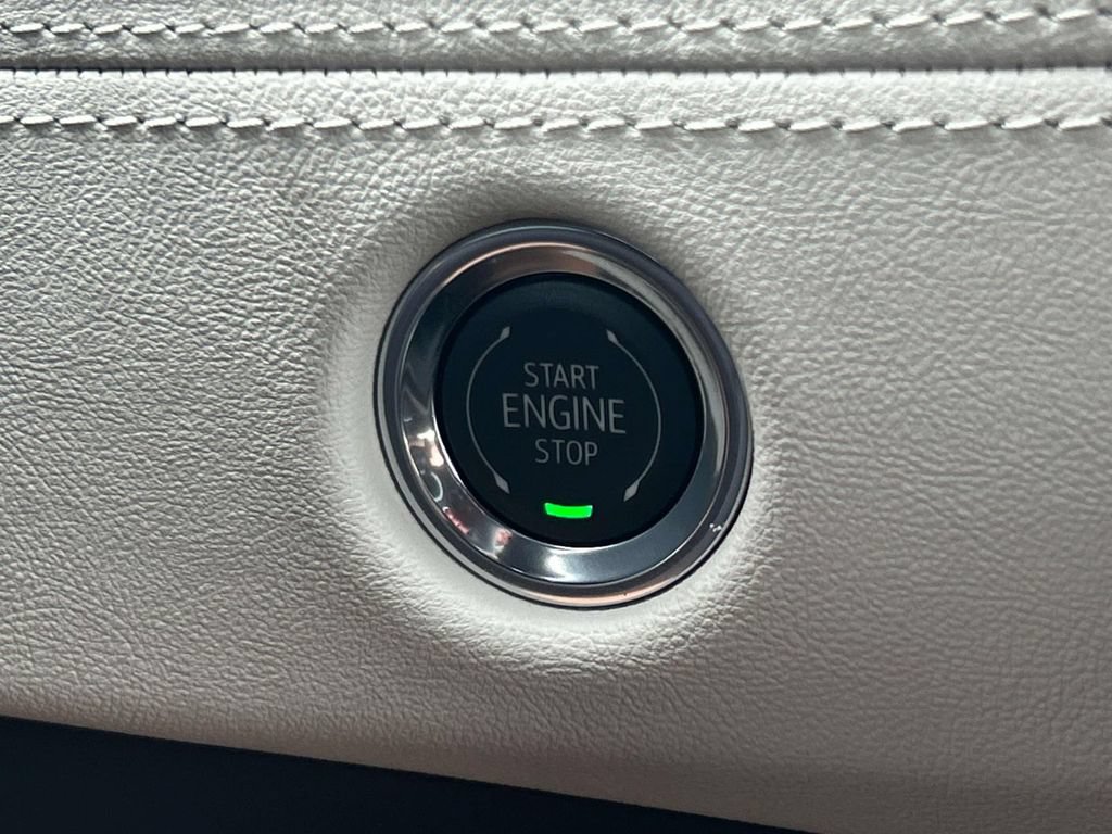 New 2026 Cadillac Escalade Sport w/ Touring Package AWD/4WD image 32