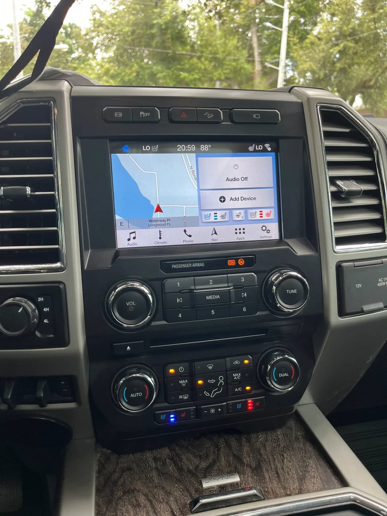 Used 2017 Ford F250 Lariat w/ Lariat Ultimate Package AWD/4WD image 18