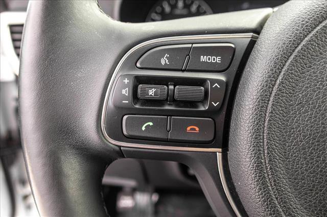 Used 2018 Kia Optima EX w/ Premium Package FWD image 16