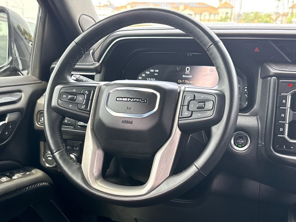 Used 2024 GMC Yukon Denali RWD image 24