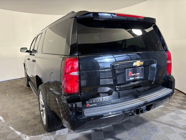 Used 2020 Chevrolet Suburban LT image 8