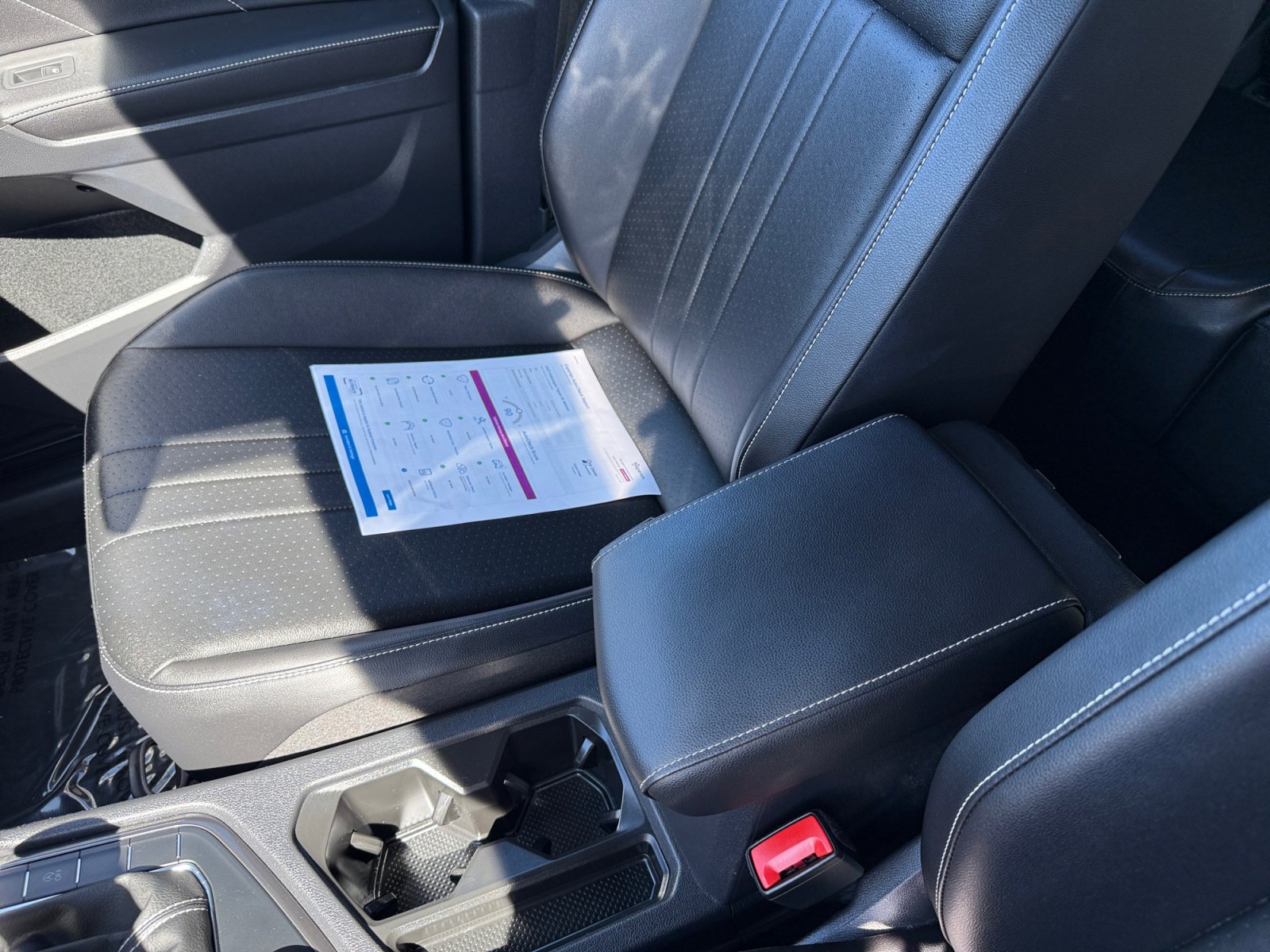 Certified 2022 Volkswagen Tiguan SE image 14