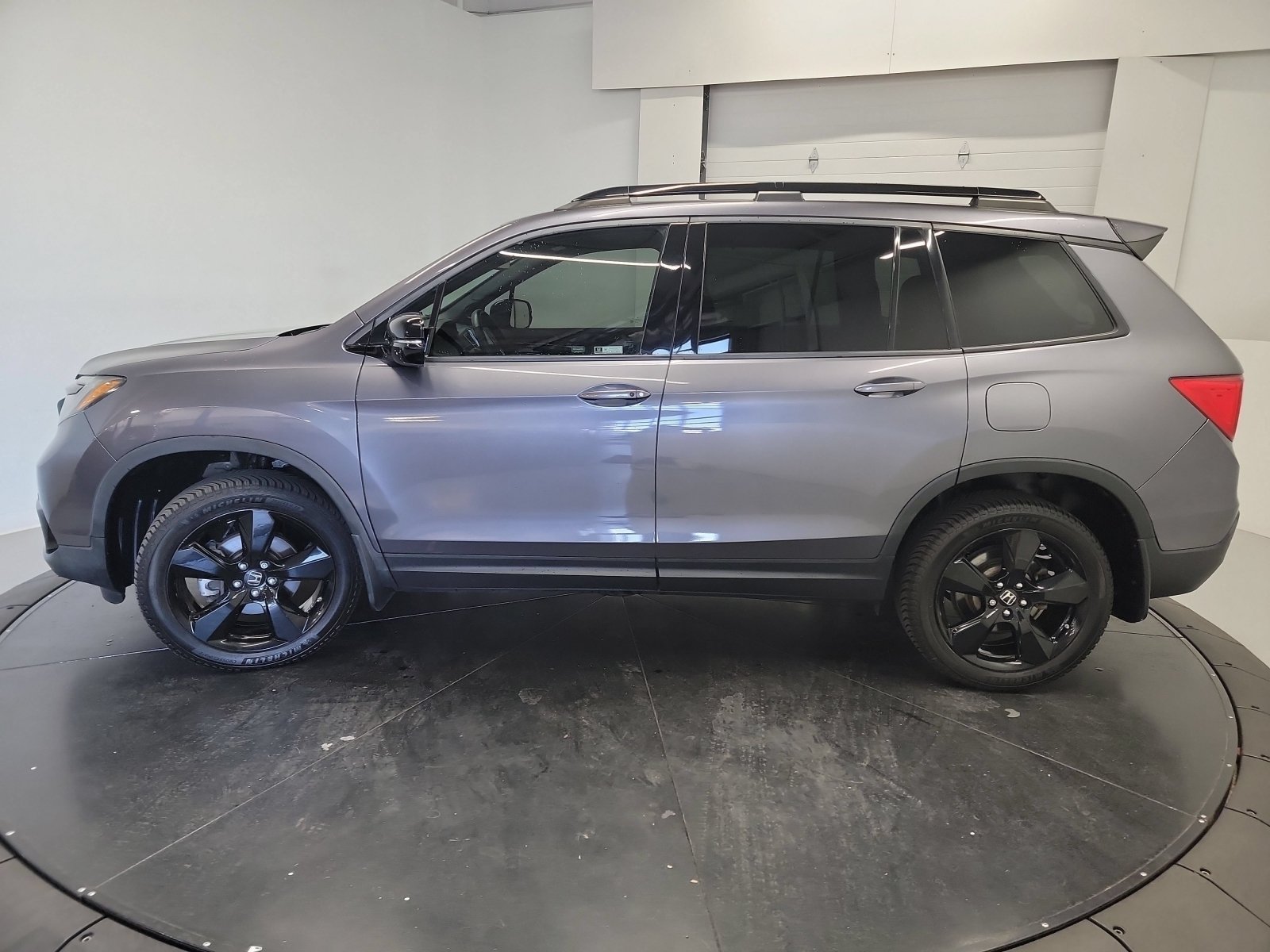 Used 2019 Honda Passport Elite image 4