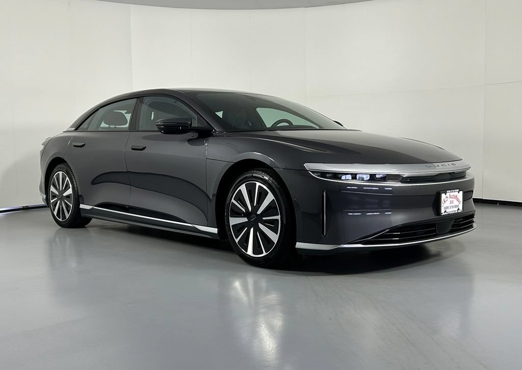 Used 2024 Lucid Air Pure RWD image 1