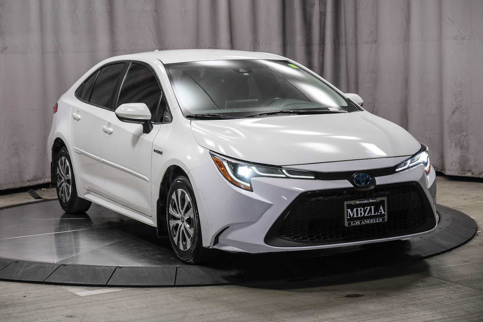 Used 2021 Toyota Corolla LE w/ Carpet Mat Package (TMS) FWD image 5