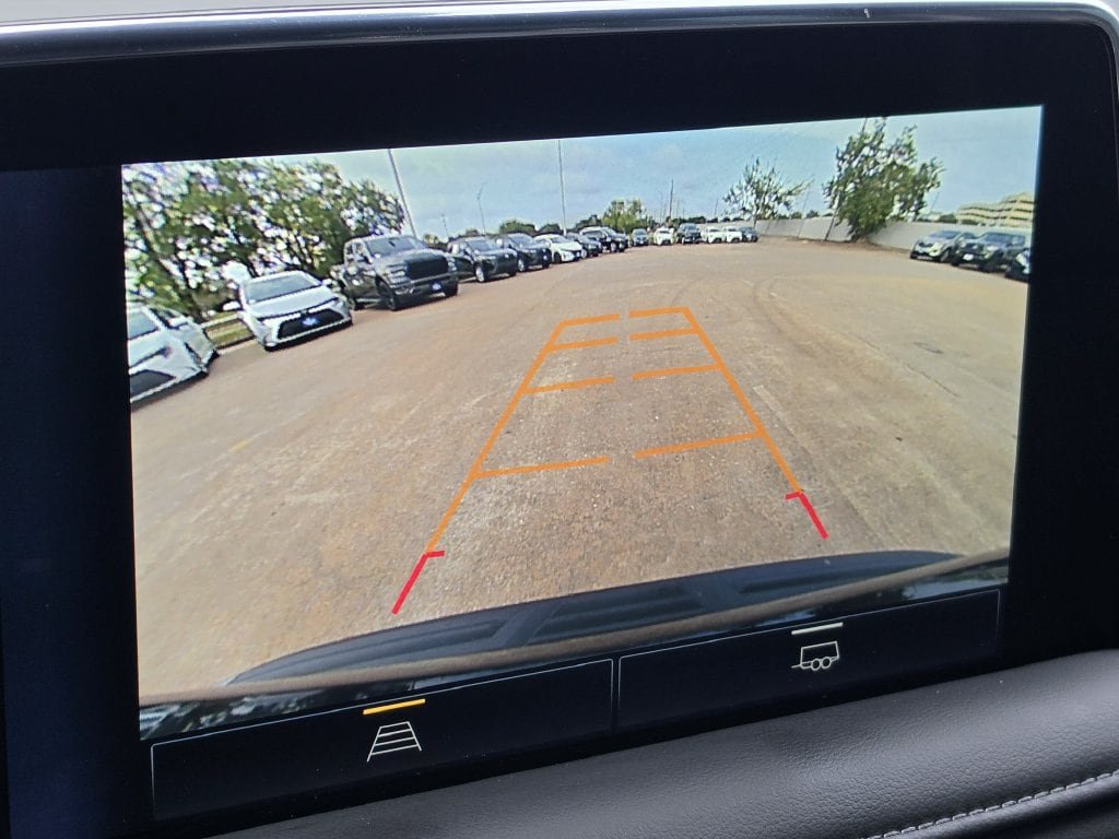 Used 2024 Chevrolet Tahoe LT RWD image 18