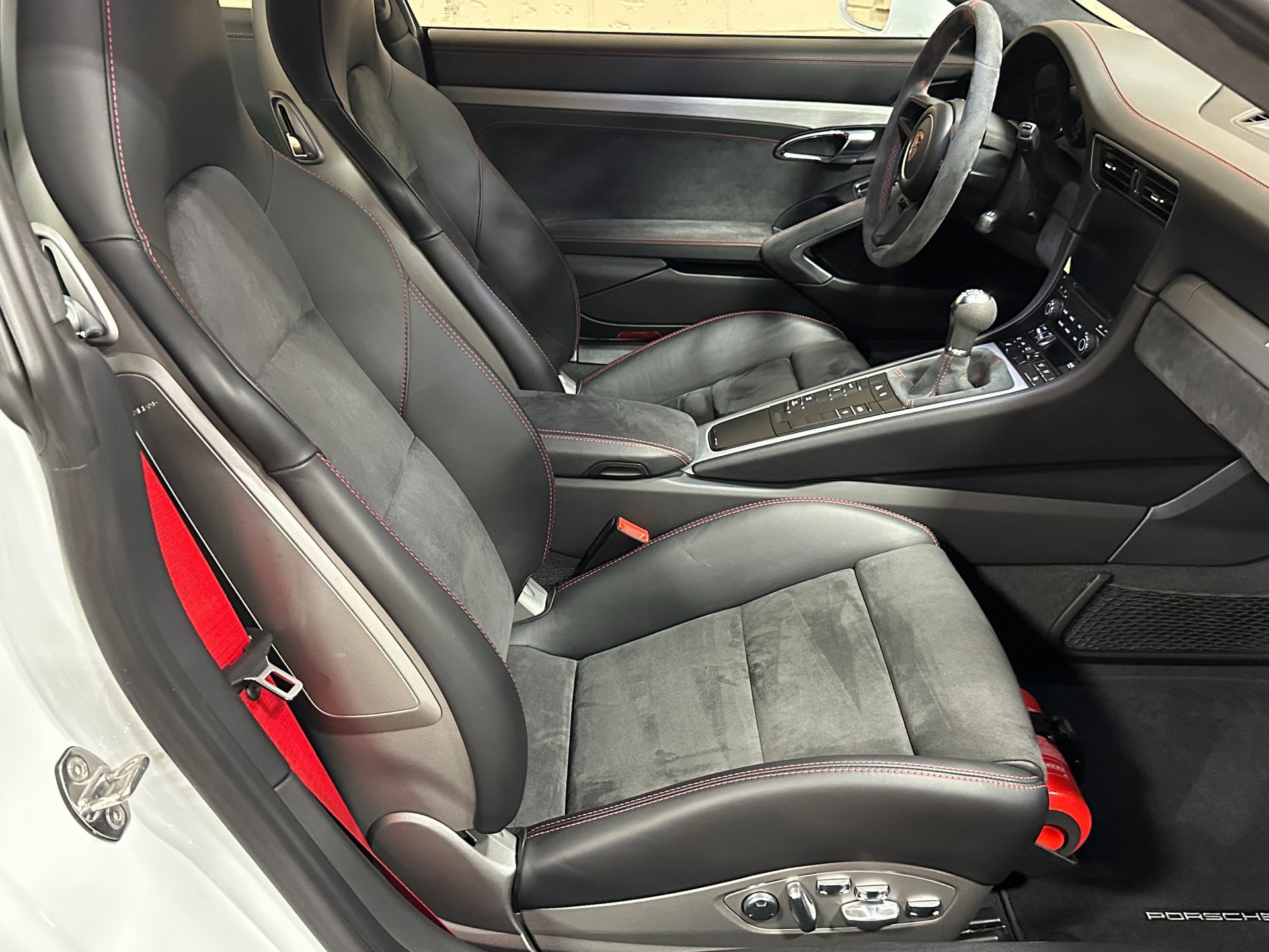 Used 2018 Porsche 911 GT3 image 86