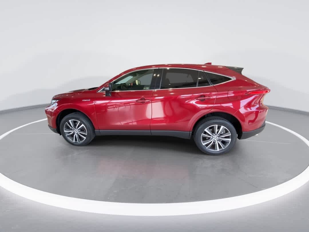 Used 2021 Toyota Venza LE w/ Carpet Mat Package (TMS) AWD/4WD image 5