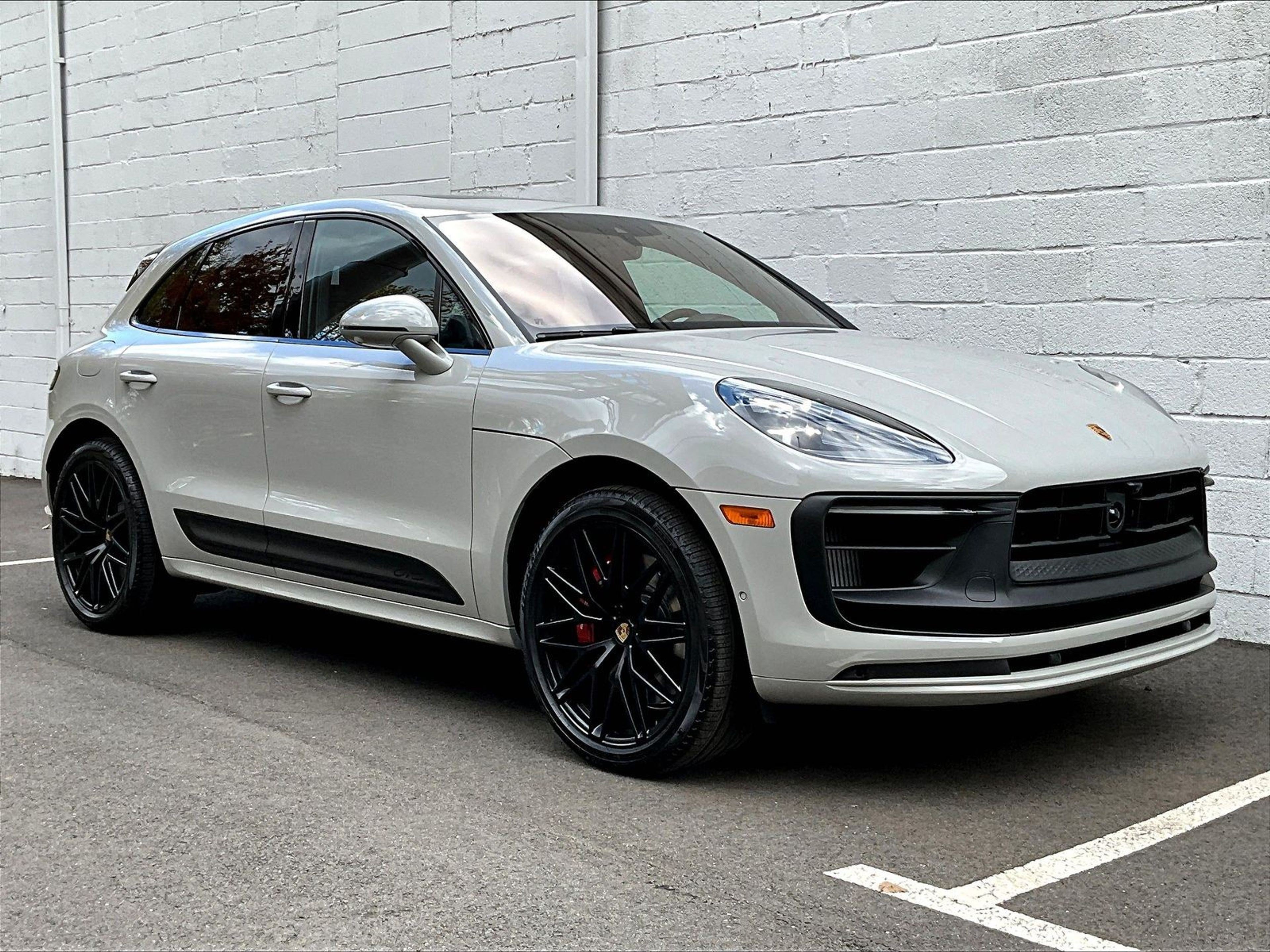 New 2026 Porsche Macan GTS AWD/4WD image 7