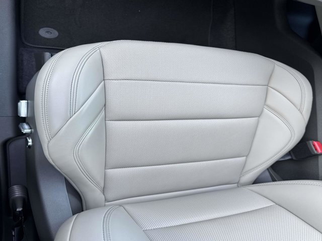 New 2025 Lincoln Nautilus Premier w/ Equipment Group 102A image 11