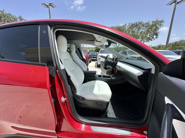 Used 2021 Tesla Model Y 2WD image 32