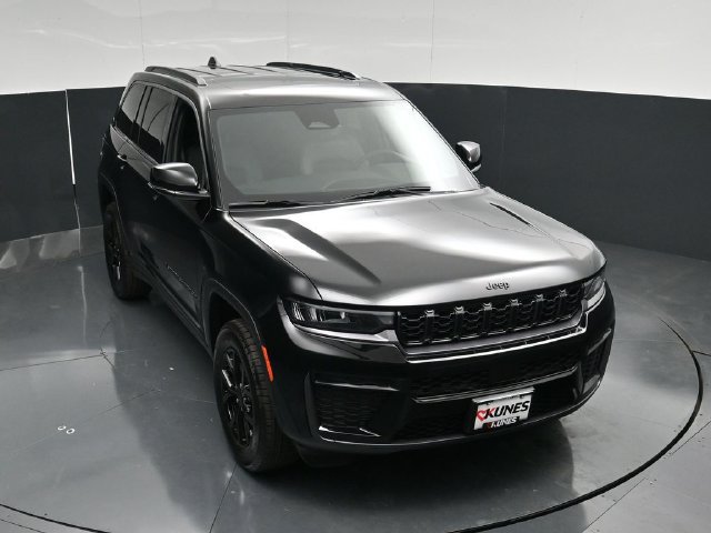 New 2026 Jeep Grand Cherokee Altitude AWD/4WD image 50