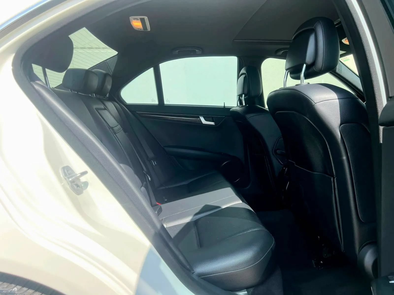 Used 2012 Mercedes-Benz C 250 Sedan image 38