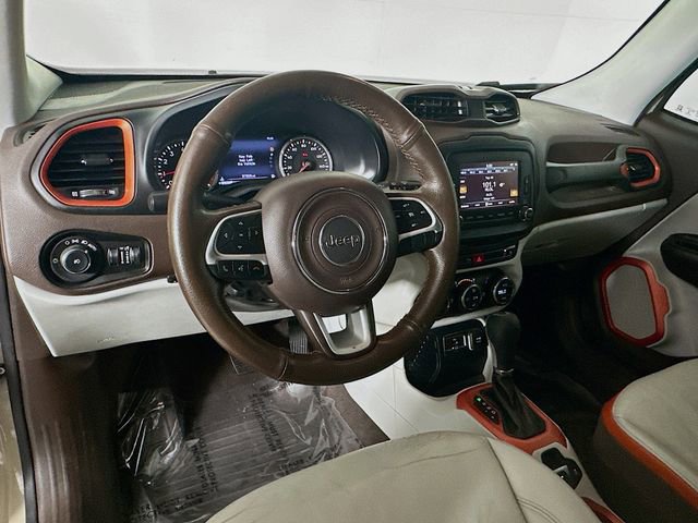 Used 2016 Jeep Renegade Limited FWD image 11