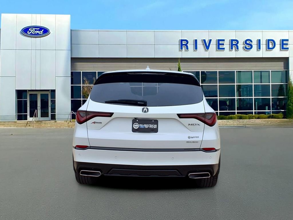 Used 2023 Acura MDX A-Spec image 5