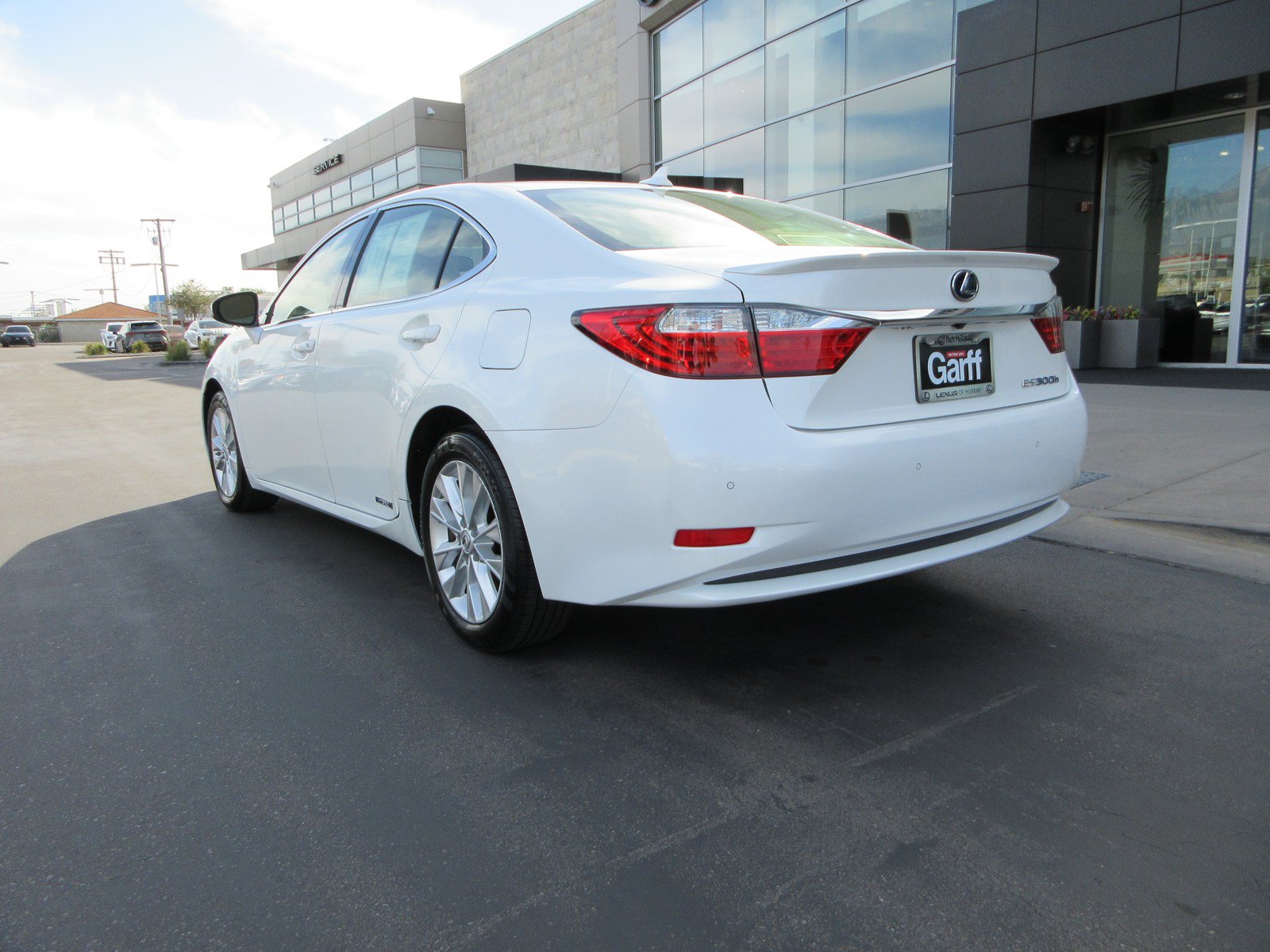 Used 2013 Lexus ES 300h w/ Luxury Pkg FWD image 5