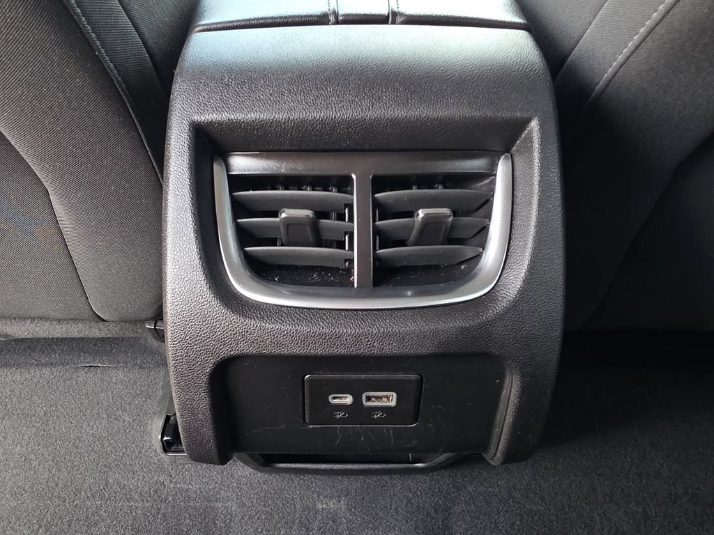 Used 2022 Chevrolet Blazer LT FWD image 33