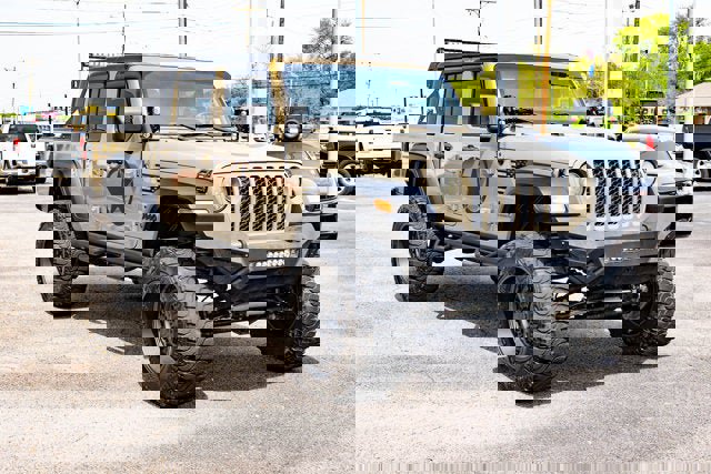 Used 2020 Jeep Gladiator Sport w/ Quick Order Package 24S image 7