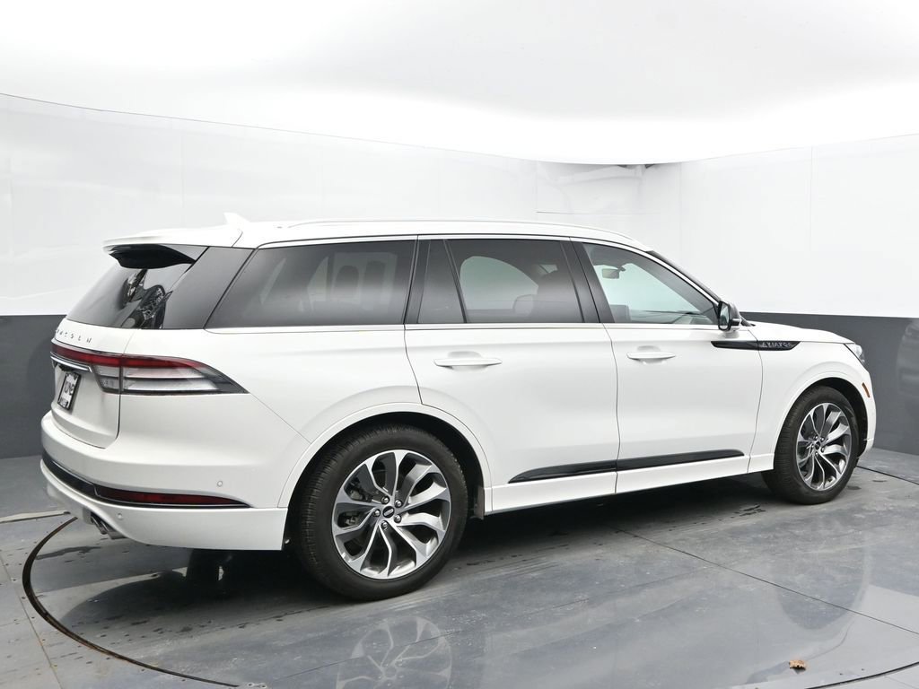 Used 2021 Lincoln Aviator Grand Touring w/ Equipment Group 302A image 11