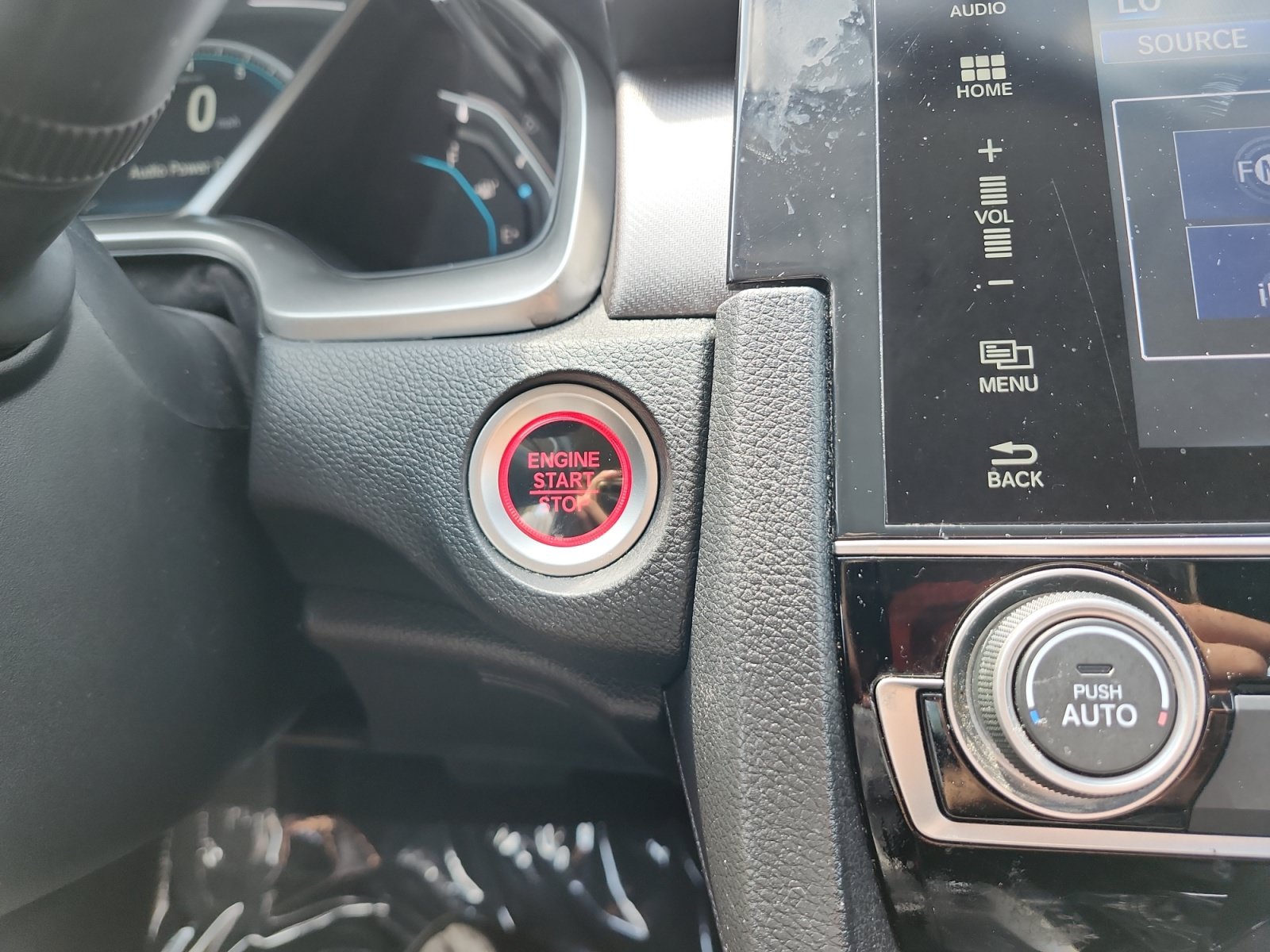 Used 2017 Honda Civic EX image 19