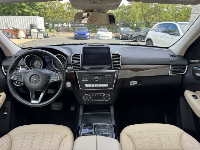 Used 2017 Mercedes-Benz GLS 450 4MATIC w/ Premium Package image 33