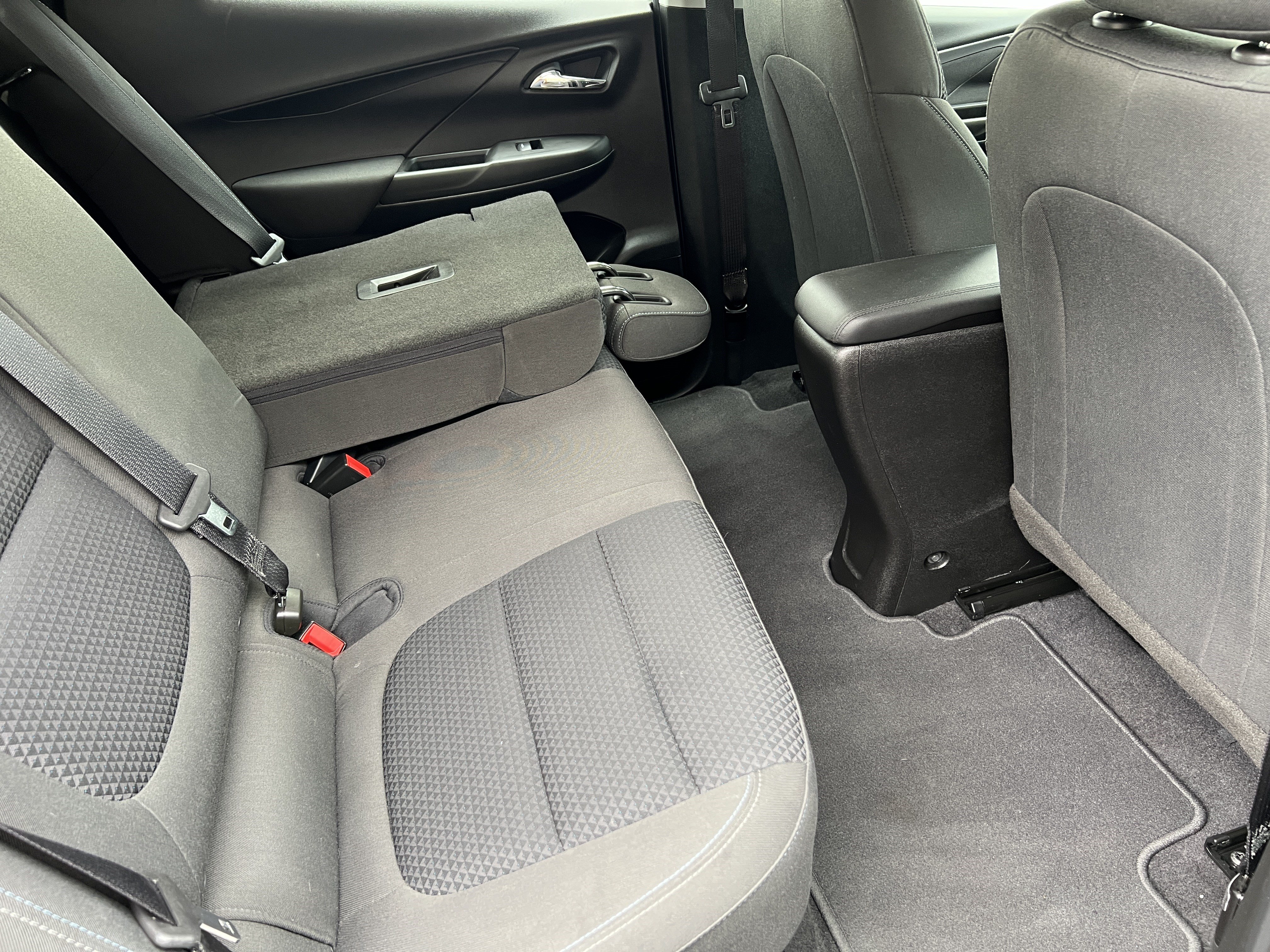 Used 2023 Chevrolet Bolt LT FWD image 20