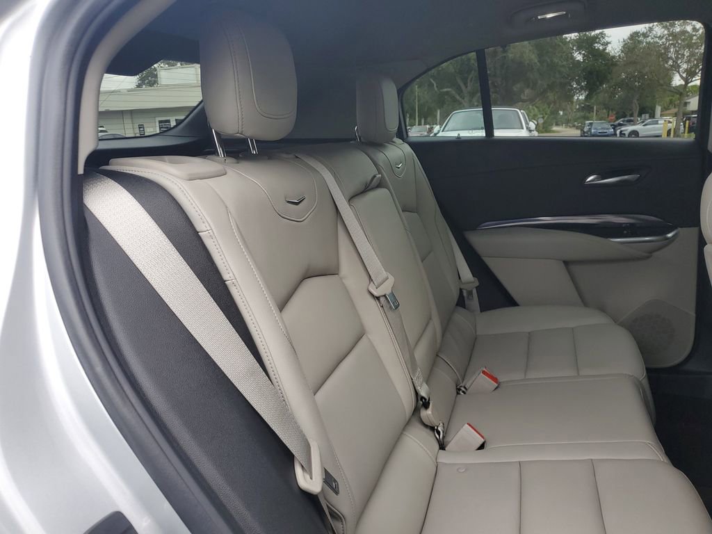 Used 2021 Cadillac XT4 Luxury image 23