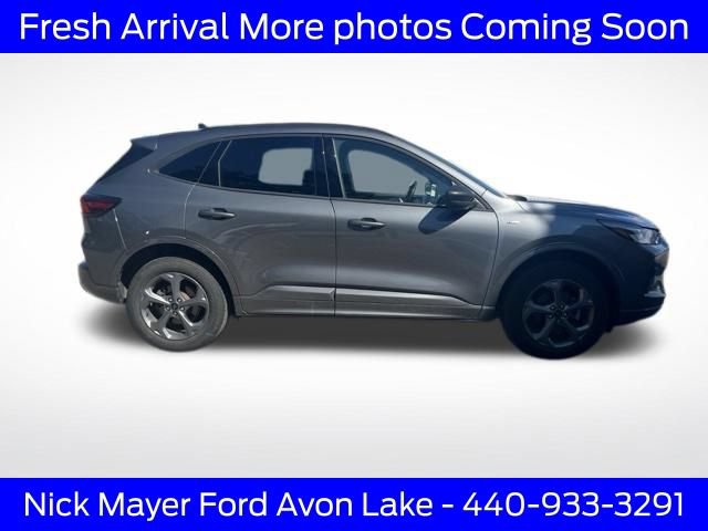 Used 2024 Ford Escape ST-Line w/ Tech Pack #1 AWD/4WD image 10