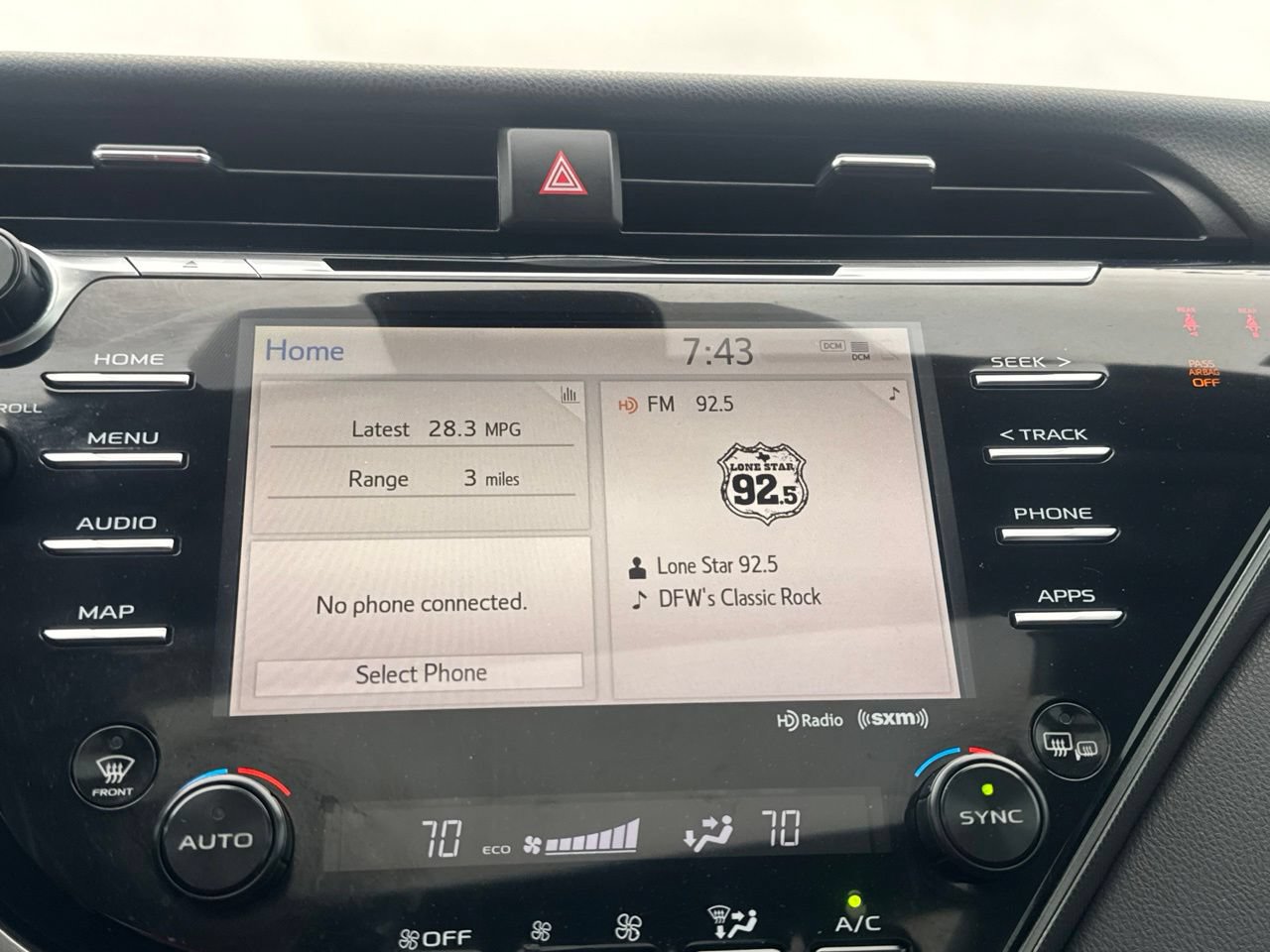 Used 2020 Toyota Camry XSE FWD image 45
