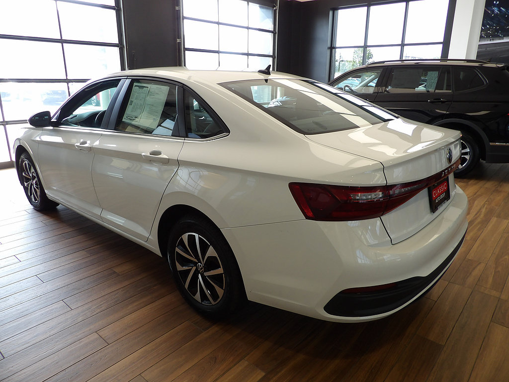 Used 2025 Volkswagen Jetta S FWD image 8
