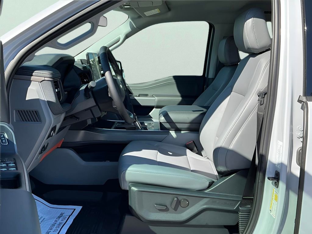 New 2025 Ford F150 Lightning Flash image 31