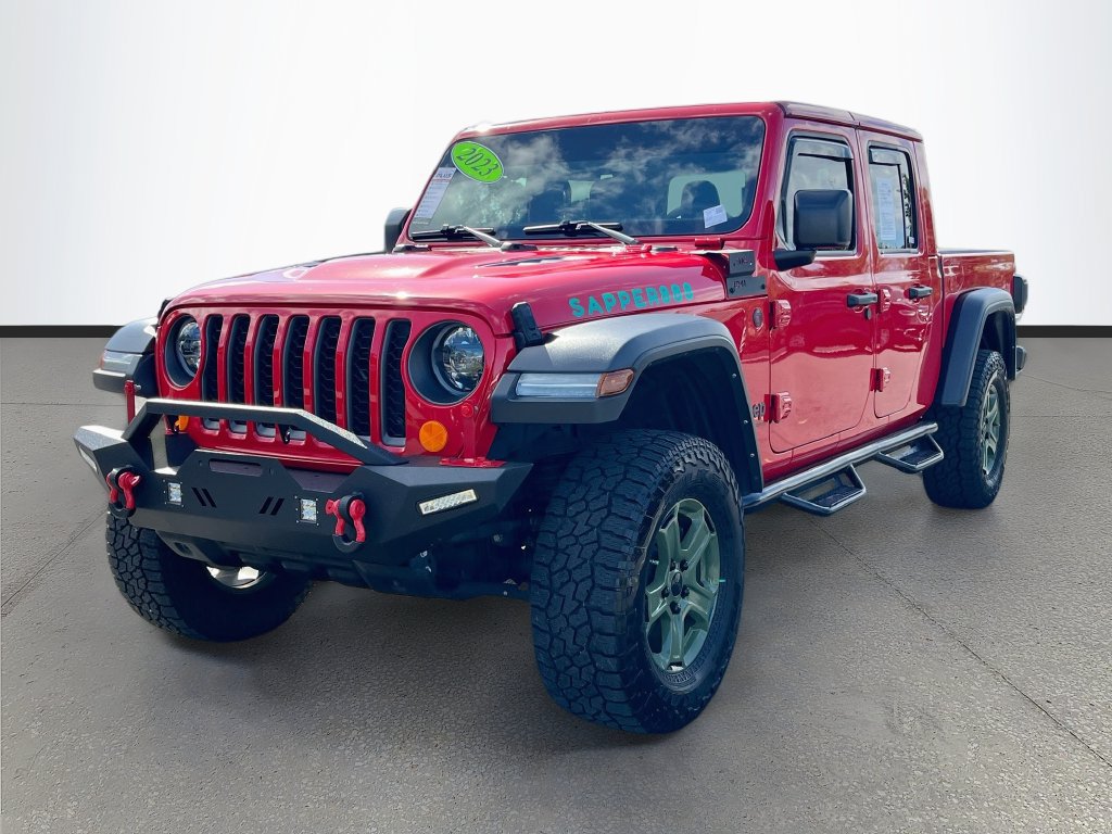 Used 2023 Jeep Gladiator Rubicon w/ LED Lighting Group AWD/4WD image 3