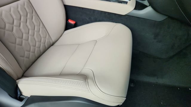 Used 2027 Volvo XC90 B6 Plus AWD/4WD image 40