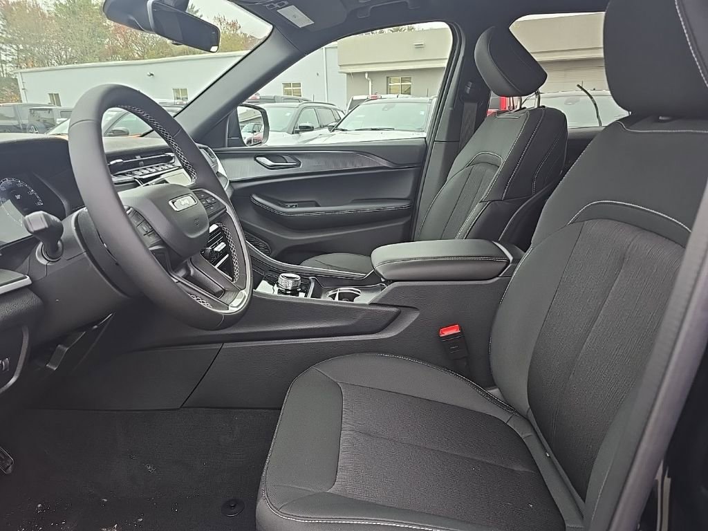 New 2025 Jeep Grand Cherokee Laredo X image 20