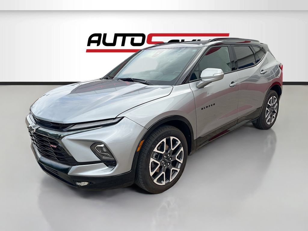 Used 2024 Chevrolet Blazer RS AWD/4WD image 3