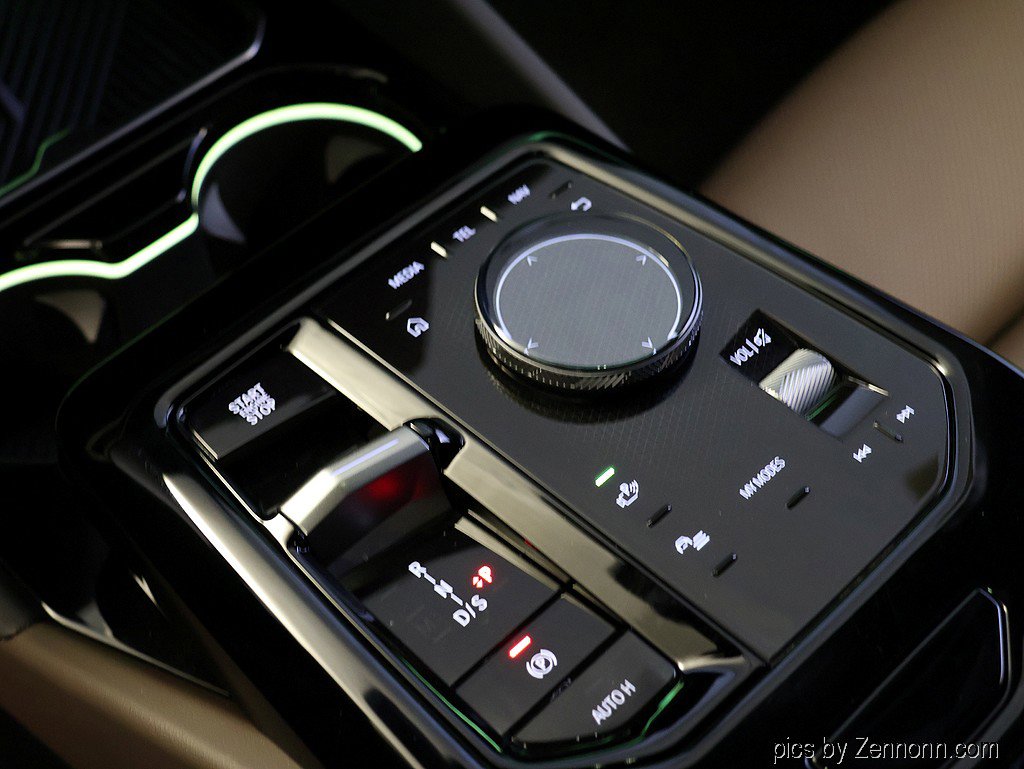 Certified 2026 BMW 540i xDrive image 26